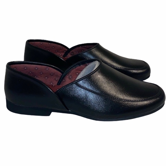 Slippers International 9D Handcrafted Slippers - Picture 3 of 6